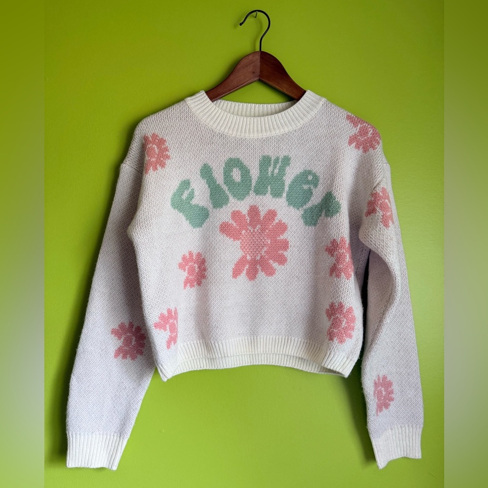 Cottagecore Floral Knit Sweater Cropped Soft Indie Grandpa Style - Small